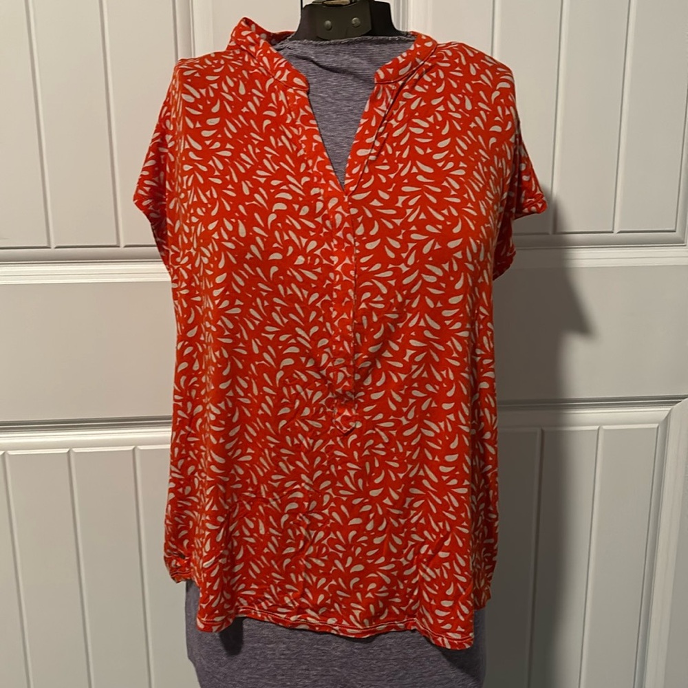 L short sleeve top